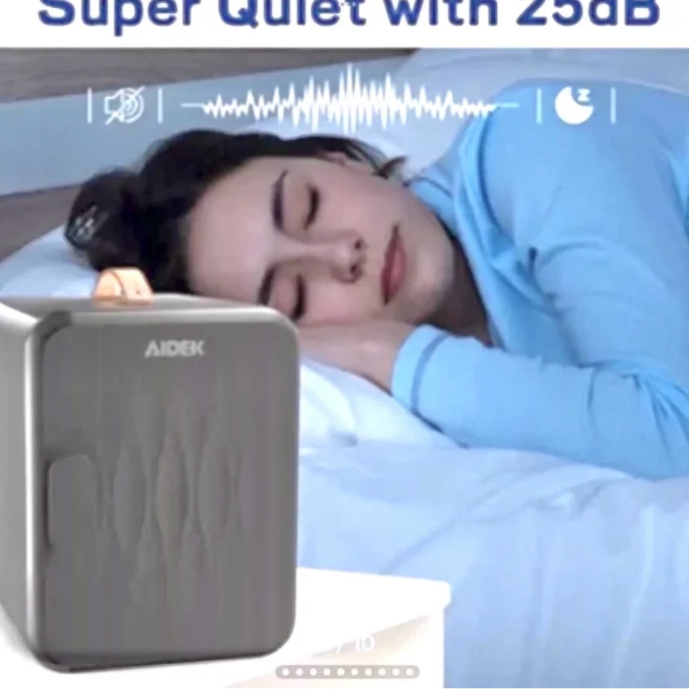 New 4L Freezerless Bed Side  Compact Fridge For Cosmetics, Drink, Etc